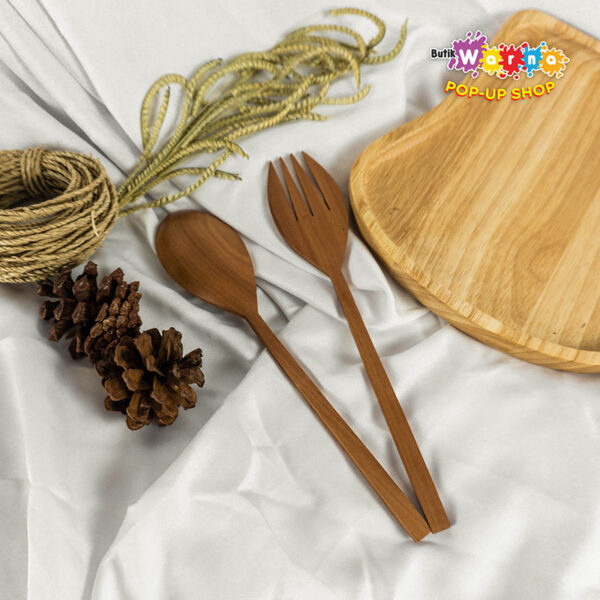 Set Sendok Garpu Kayu